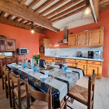 Gîte, Animaux Acceptés - 14 Pers. Entre Pilat Et Lyonnais - Fr-1-496-385 Casa di campagna *